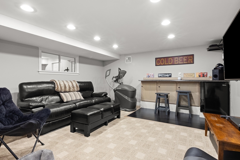126 Georgetown Rd