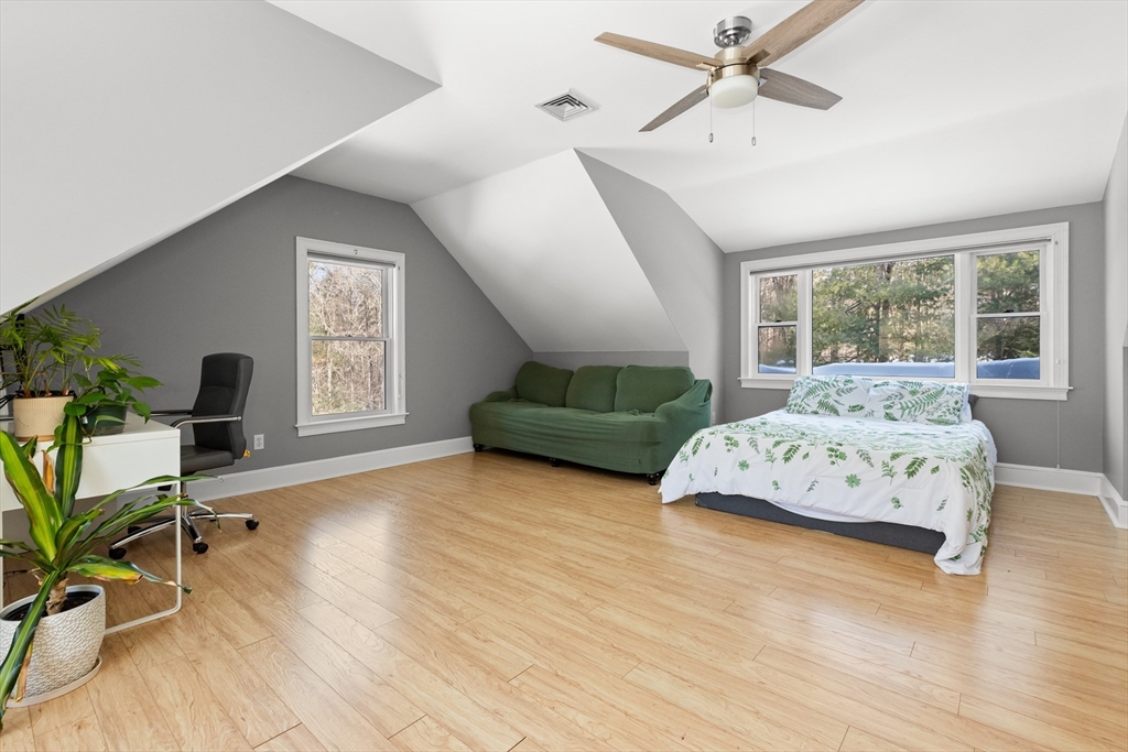 126 Georgetown Rd