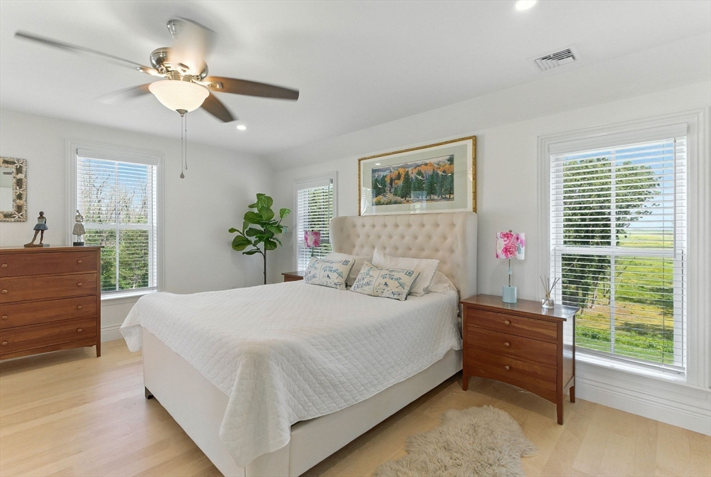 4 Gadsden Lane