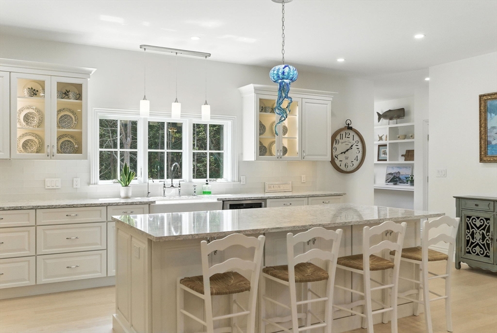 4 Gadsden Lane
