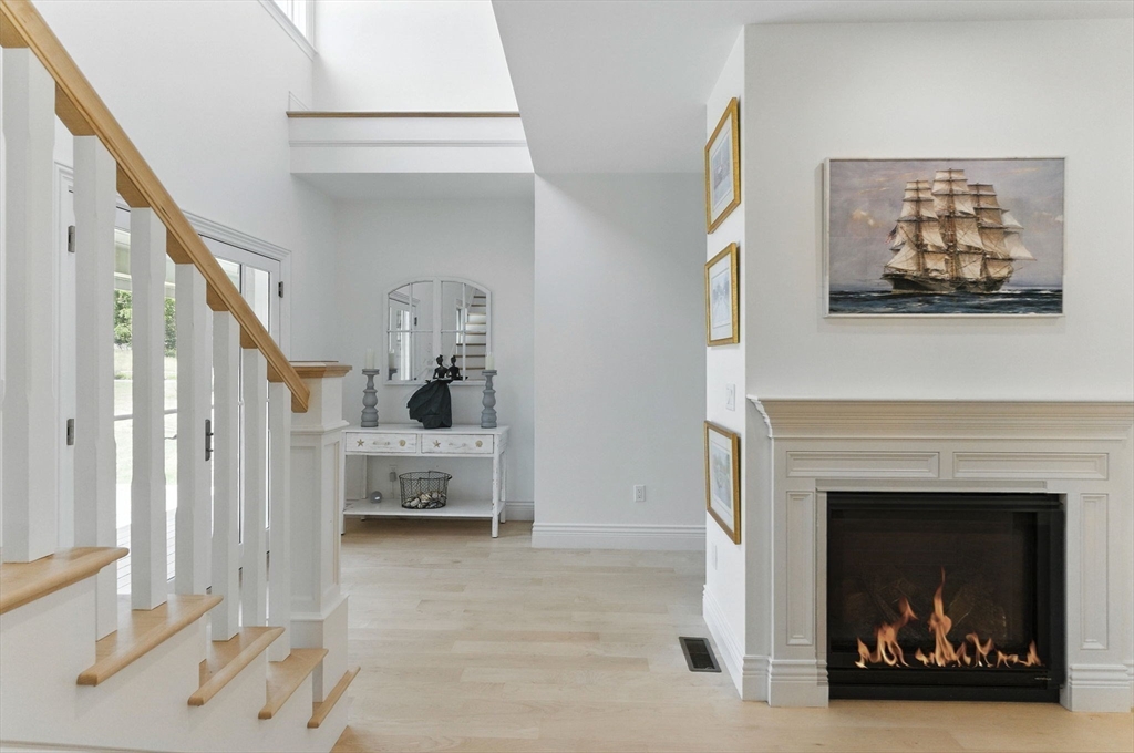 4 Gadsden Lane