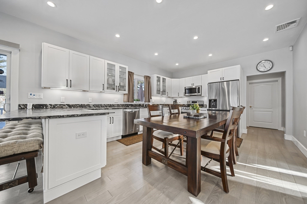 86 Lynn Fells Pkwy