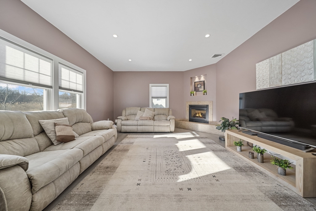 86 Lynn Fells Pkwy
