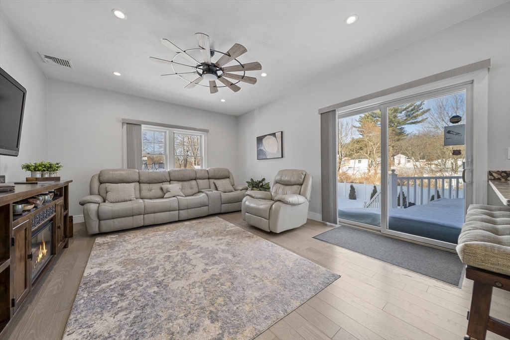 86 Lynn Fells Pkwy