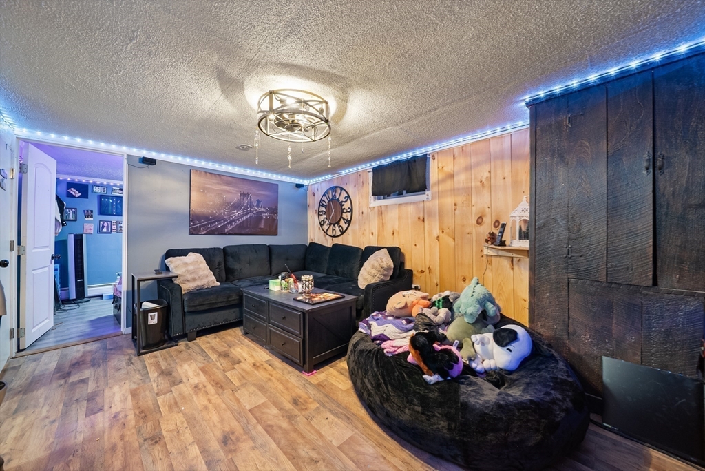 4 Pulver Drive