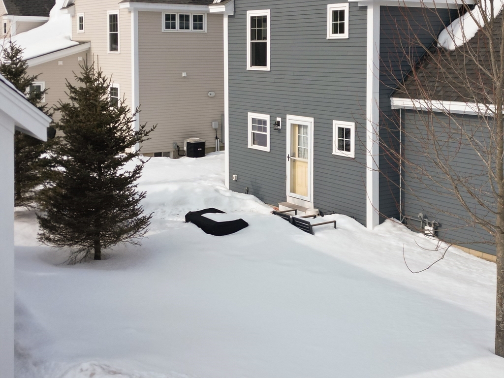 11 Daley Dr # 11