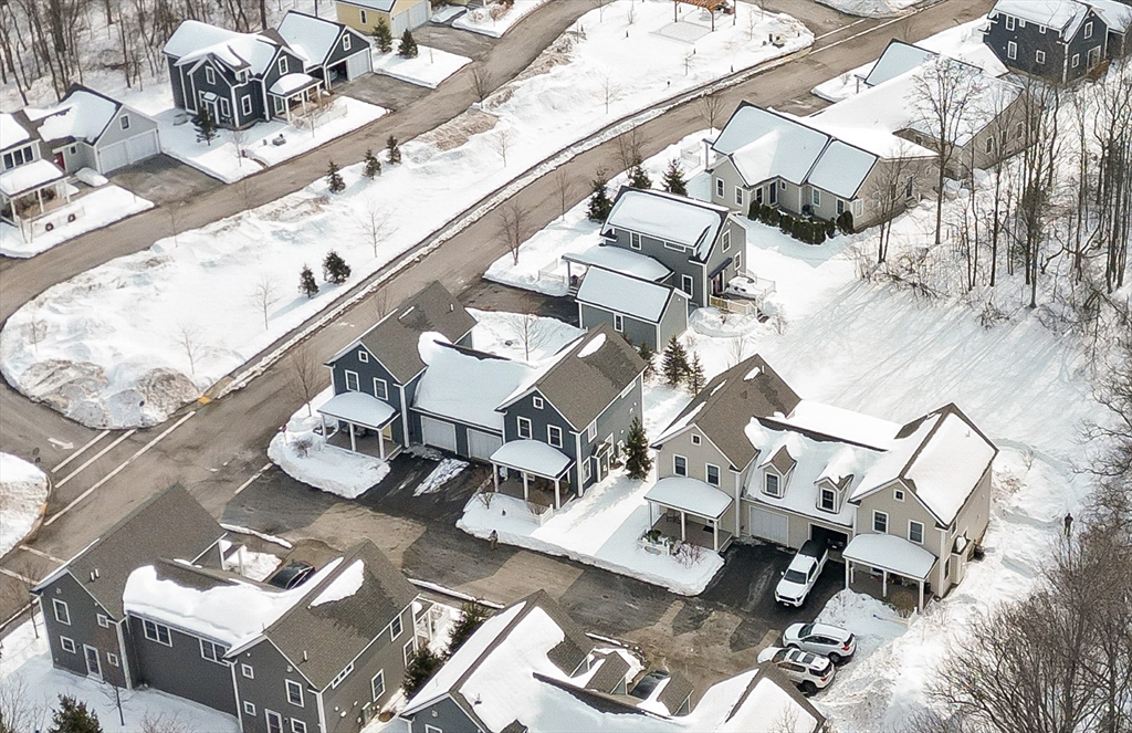 11 Daley Dr # 11