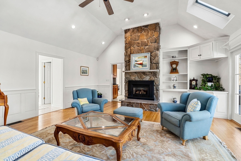 27 Rivercrest Dr.
