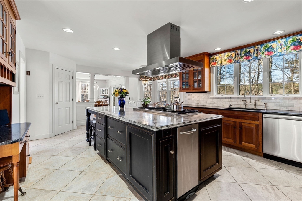 27 Rivercrest Dr.