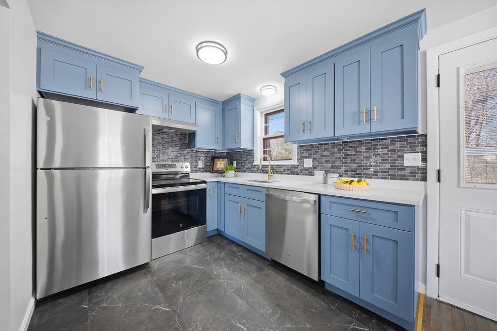 9 Olympia Ave