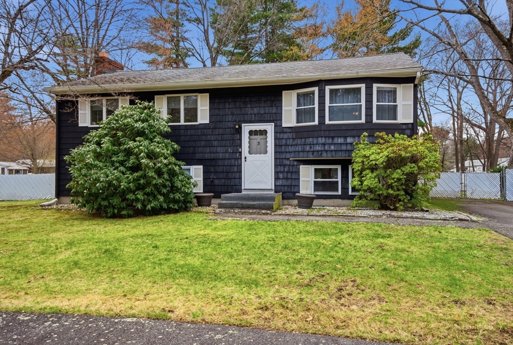 3 Hills Rd