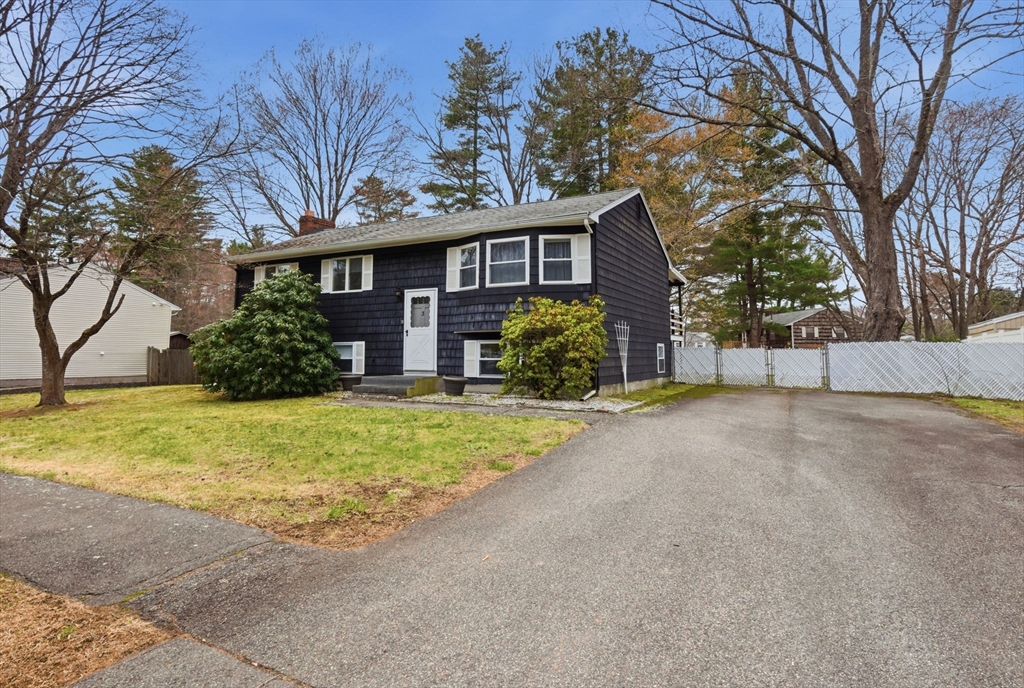 3 Hills Rd