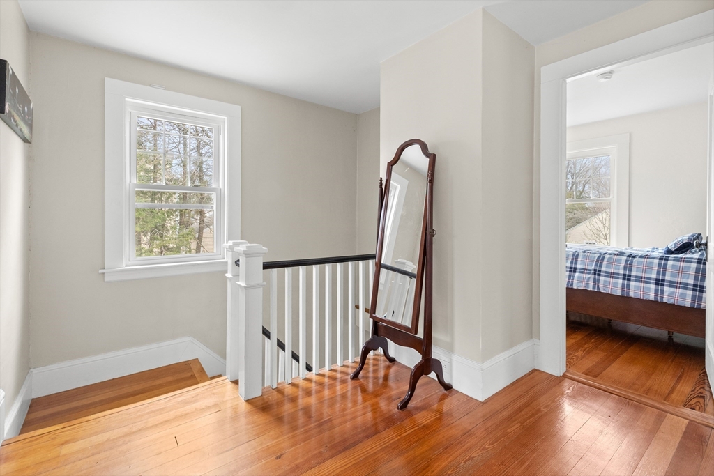 16 Dawes St