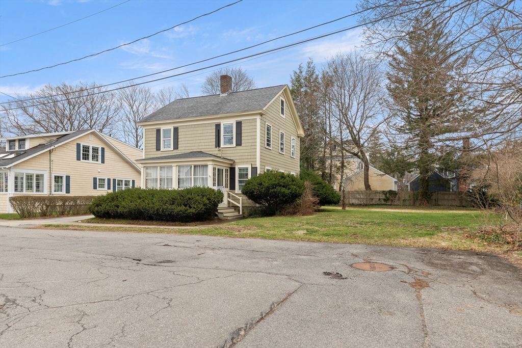 16 Dawes St