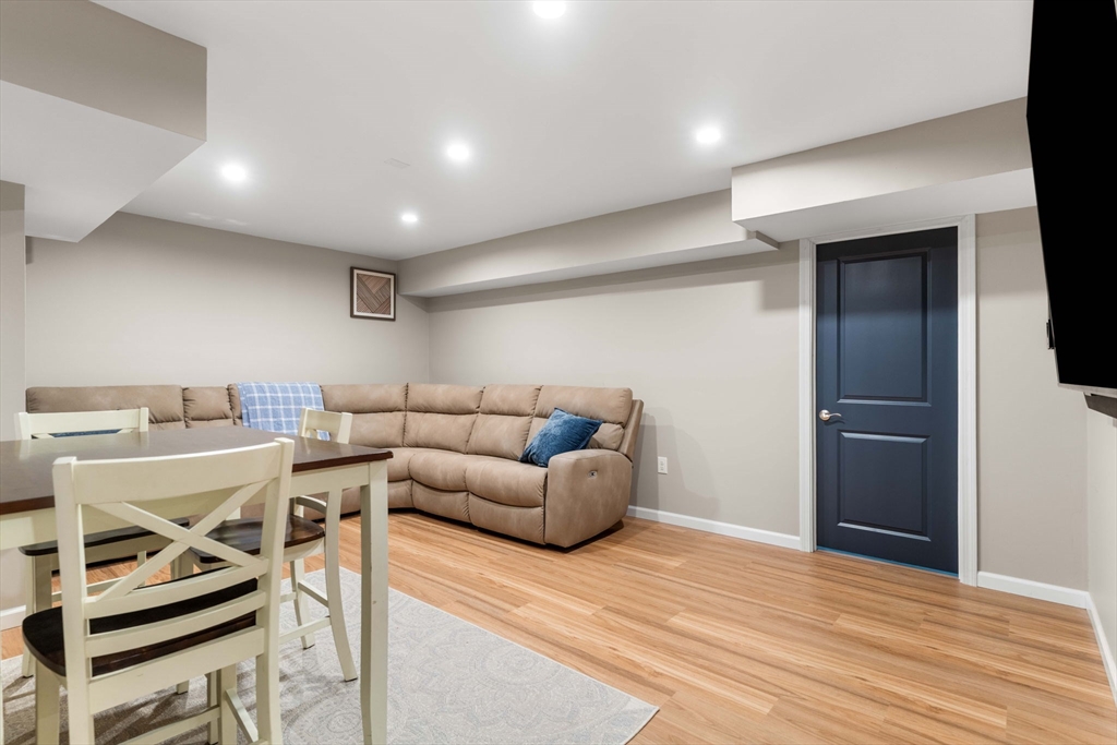 11A Springview Terrace