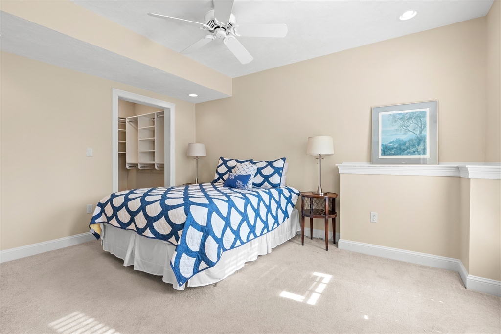 8 Ridgeway Cir # 8