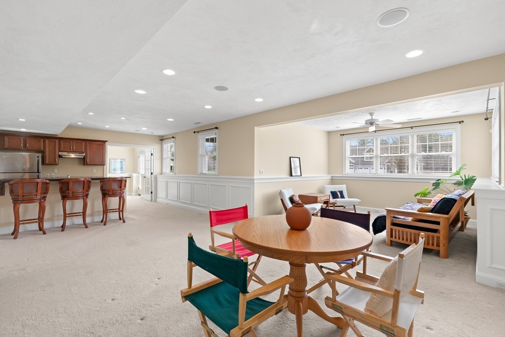 8 Ridgeway Cir # 8