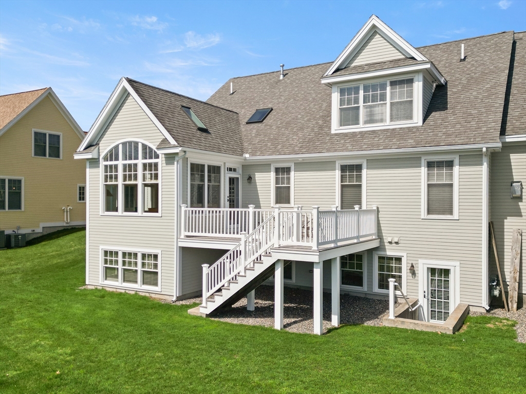 8 Ridgeway Cir # 8