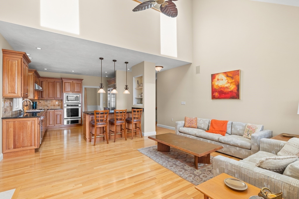 8 Ridgeway Cir # 8