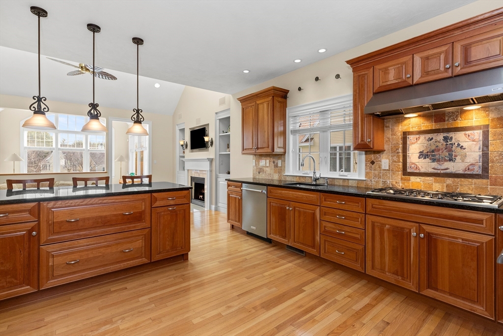 8 Ridgeway Cir # 8
