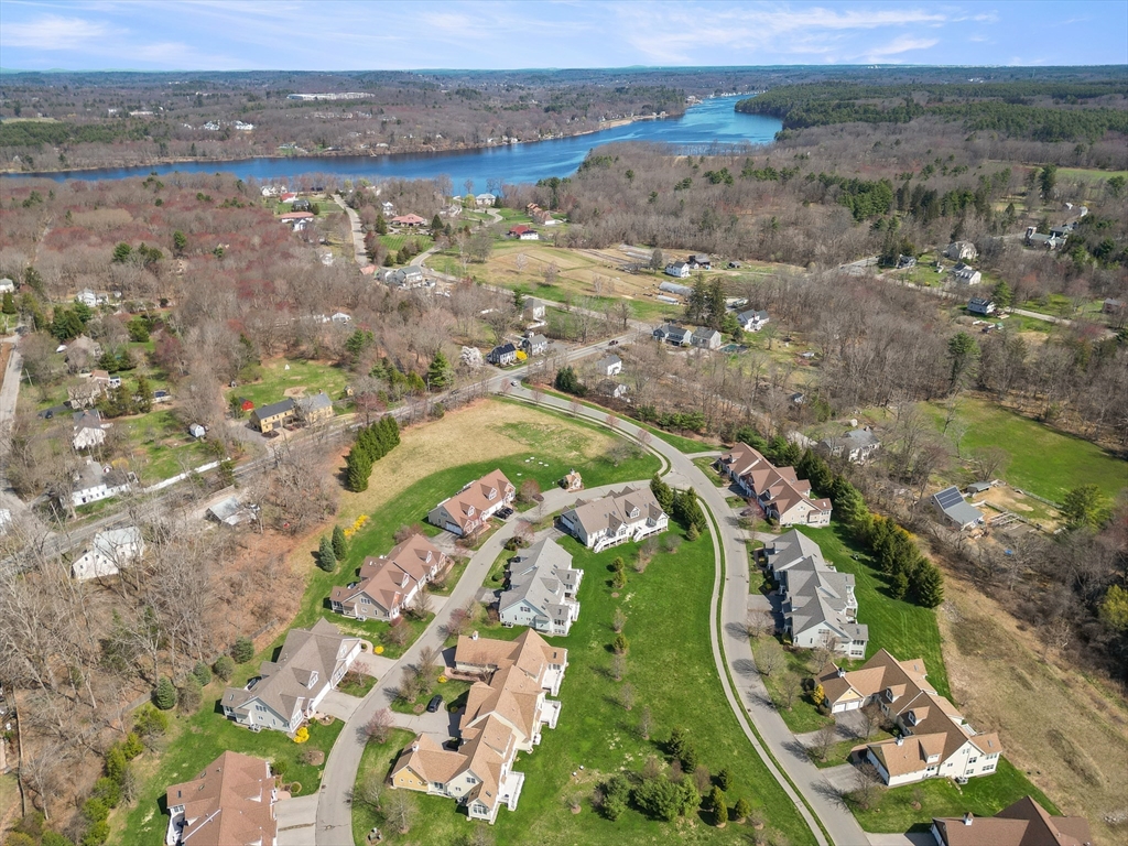 8 Ridgeway Cir # 8