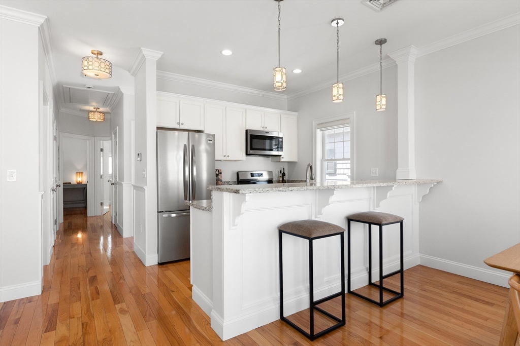 44 Railroad Ave # 6