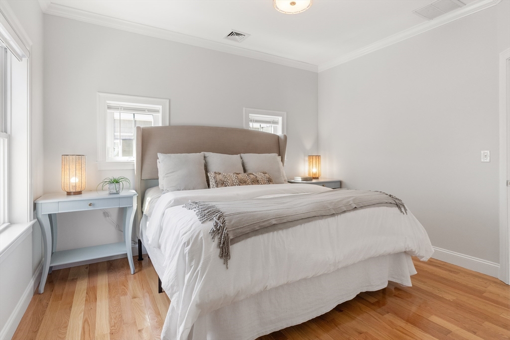 44 Railroad Ave # 6