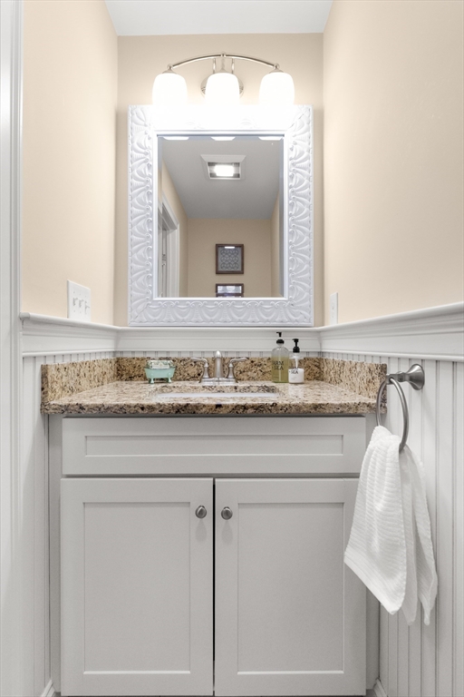 12 Poplar Hill Cir