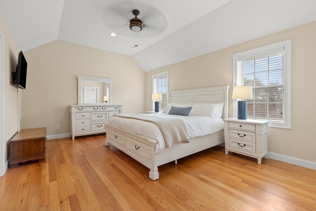 12 Poplar Hill Cir
