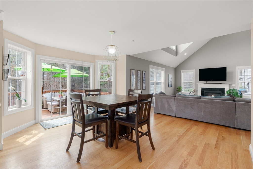 12 Poplar Hill Cir
