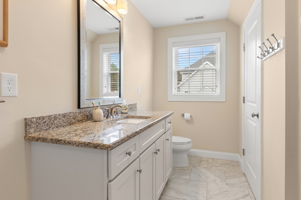 12 Poplar Hill Cir