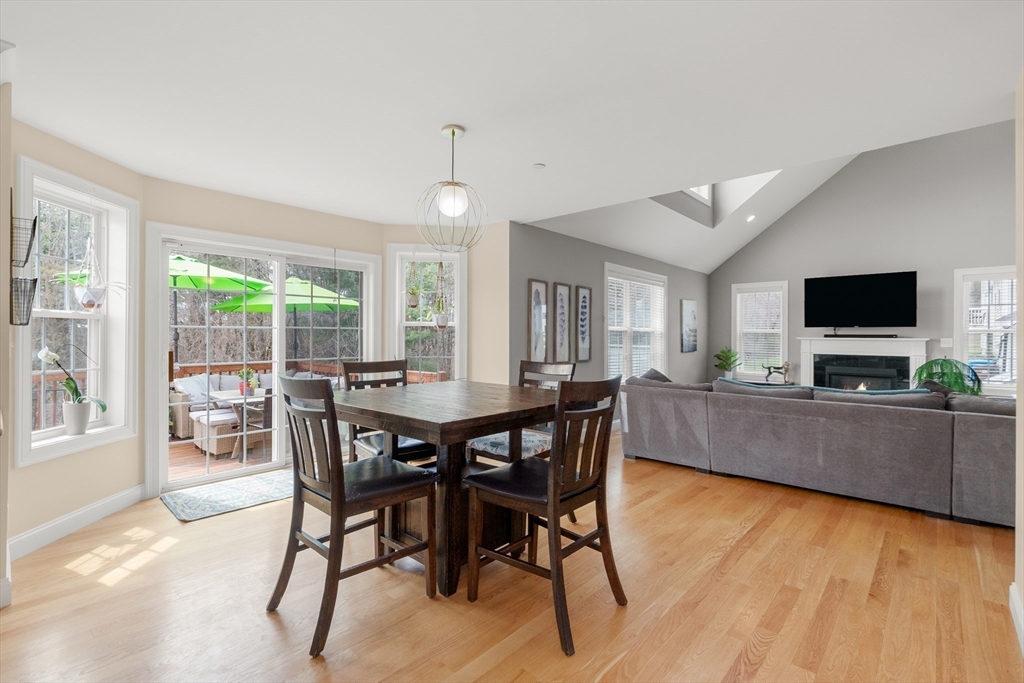 12 Poplar Hill Cir