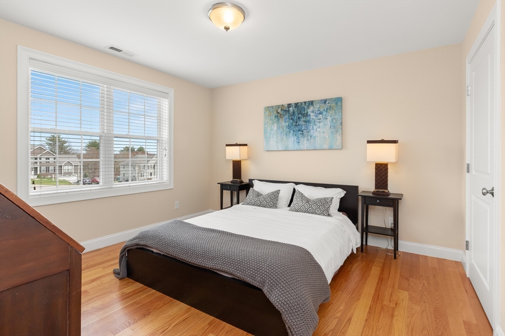 12 Poplar Hill Cir