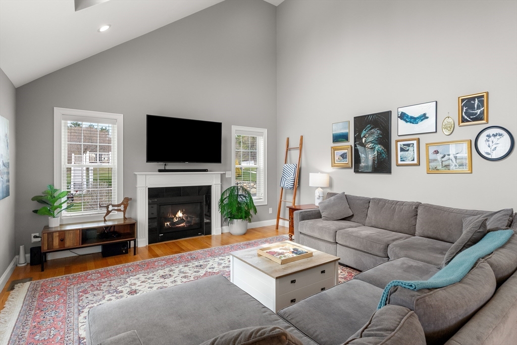 12 Poplar Hill Cir