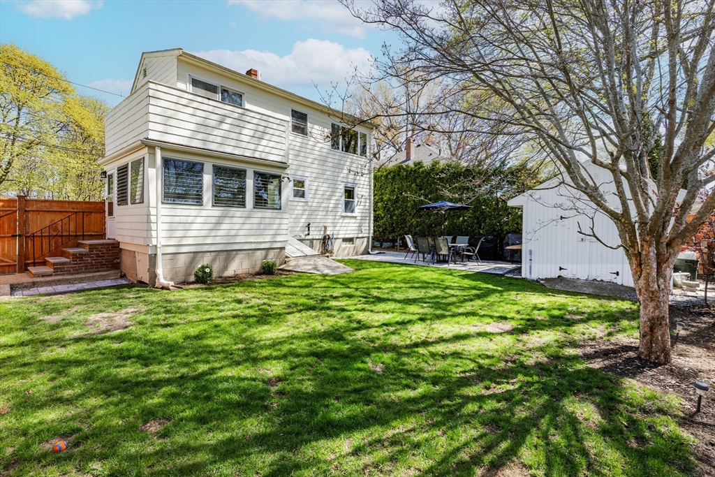 7 Linden Rd