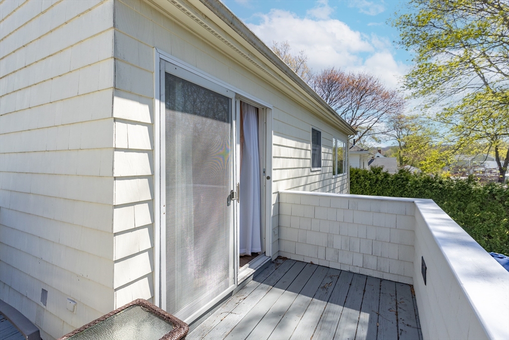7 Linden Rd