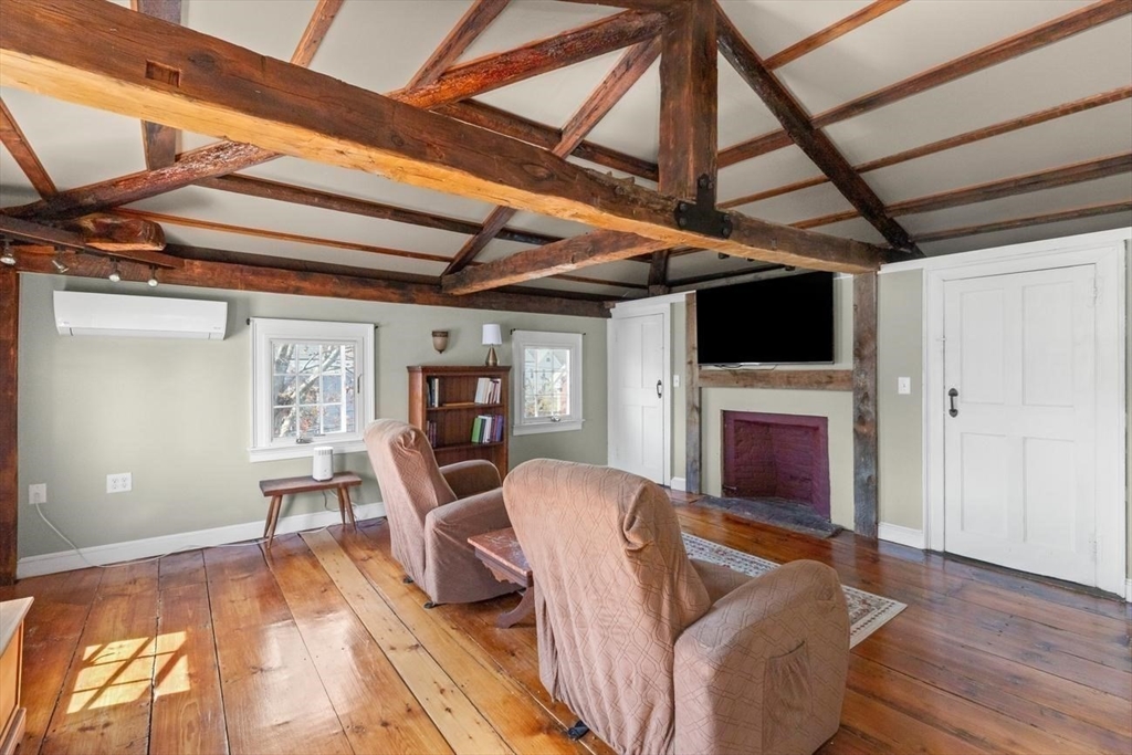 21 Purchase St