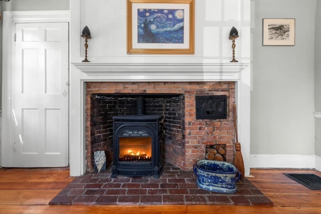 21 Purchase St