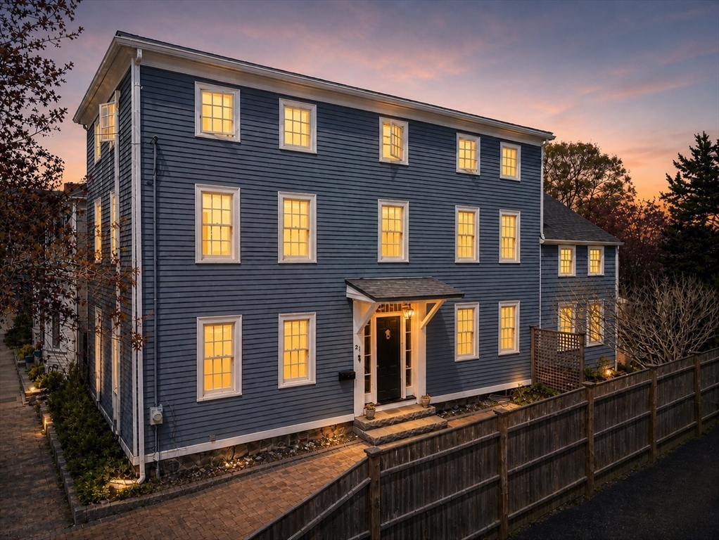 21 Purchase St