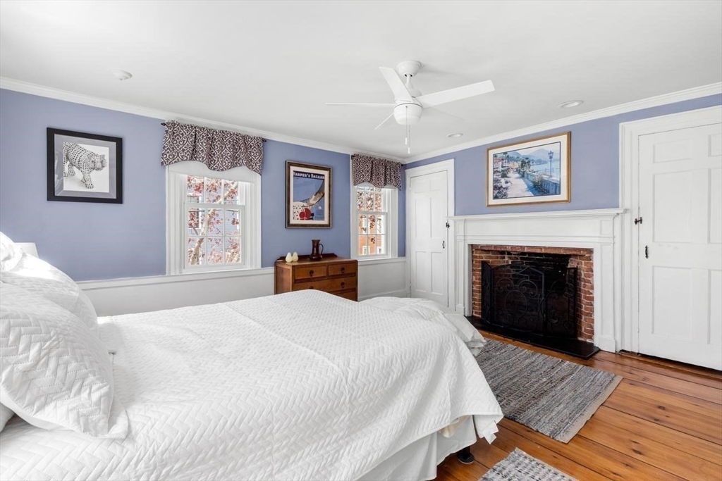 21 Purchase St