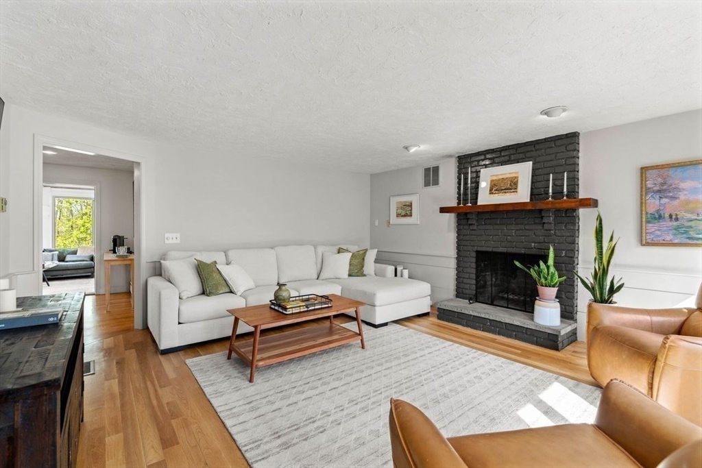 4 Greybirch Rd