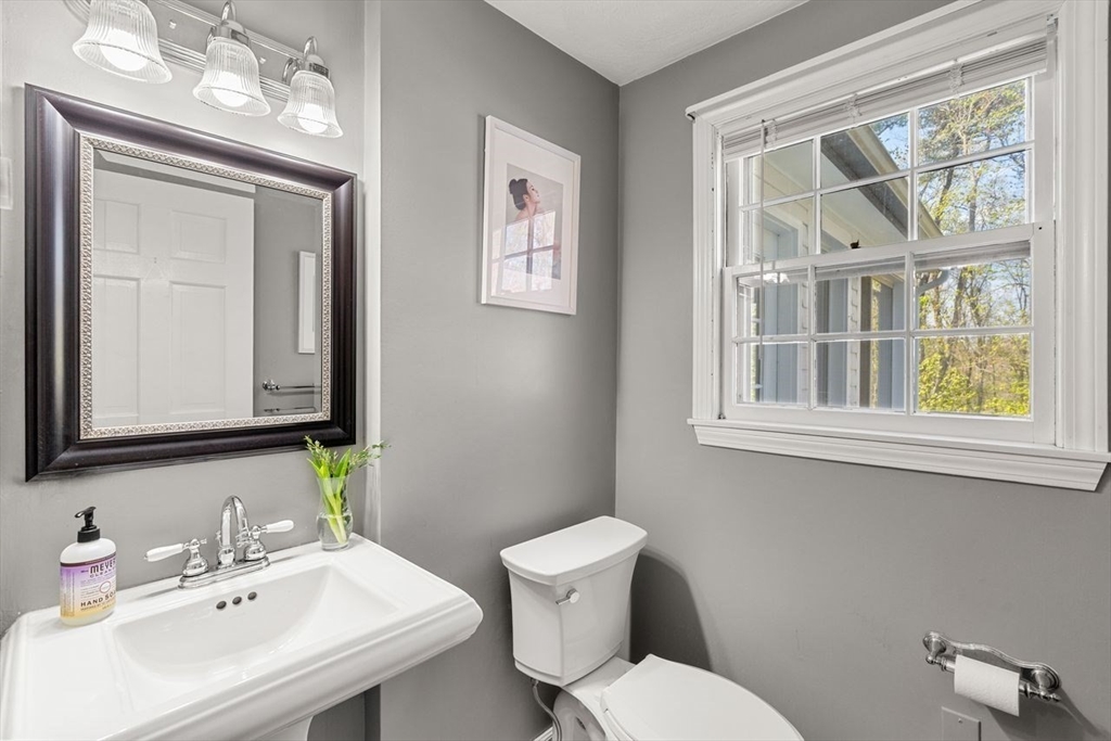 4 Greybirch Rd