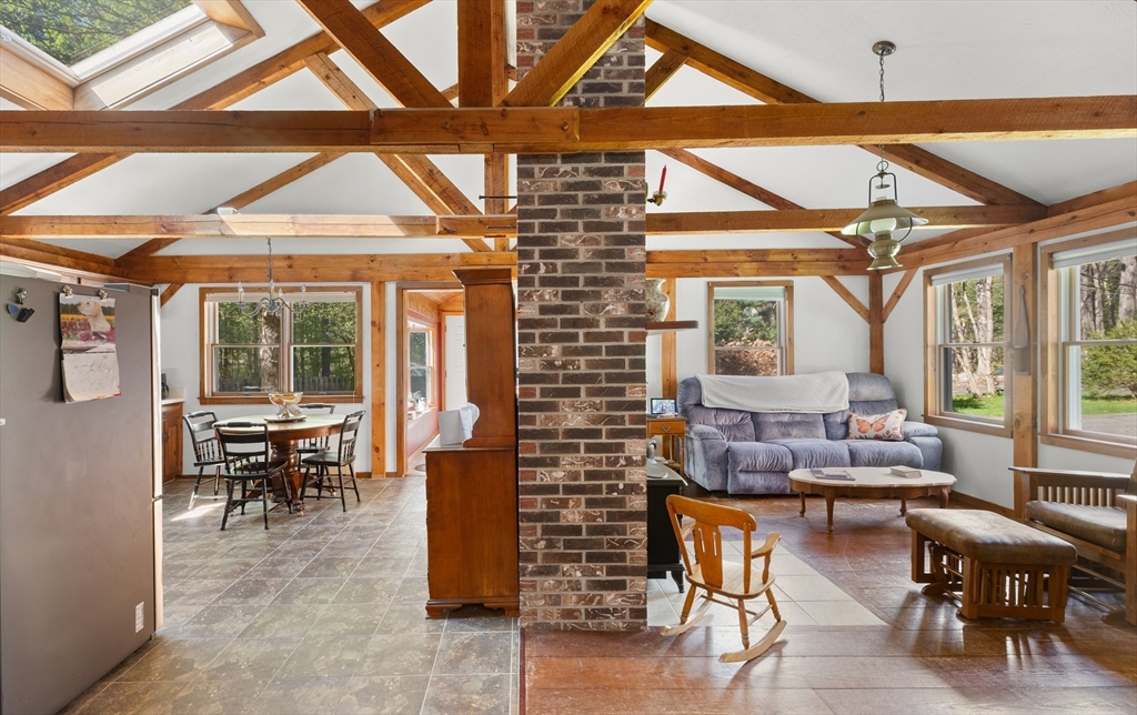 93 Hadley Rd