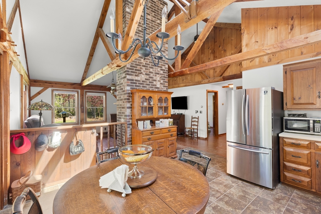 93 Hadley Rd