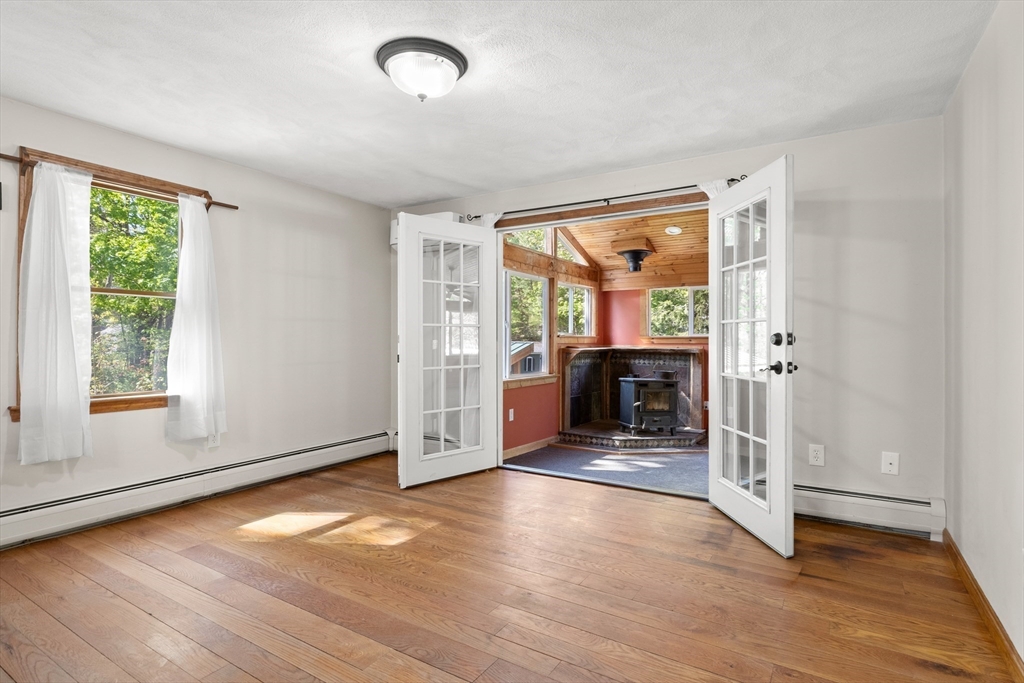 7 Byfield Rd