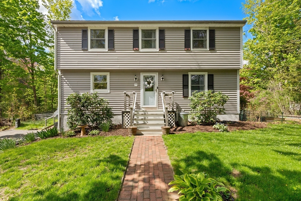 7 Byfield Rd