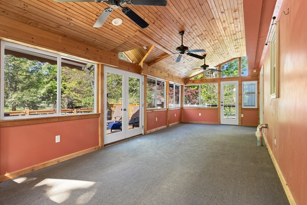7 Byfield Rd