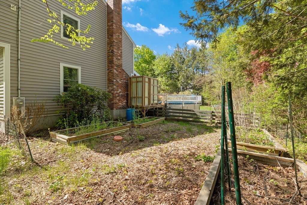 7 Byfield Rd