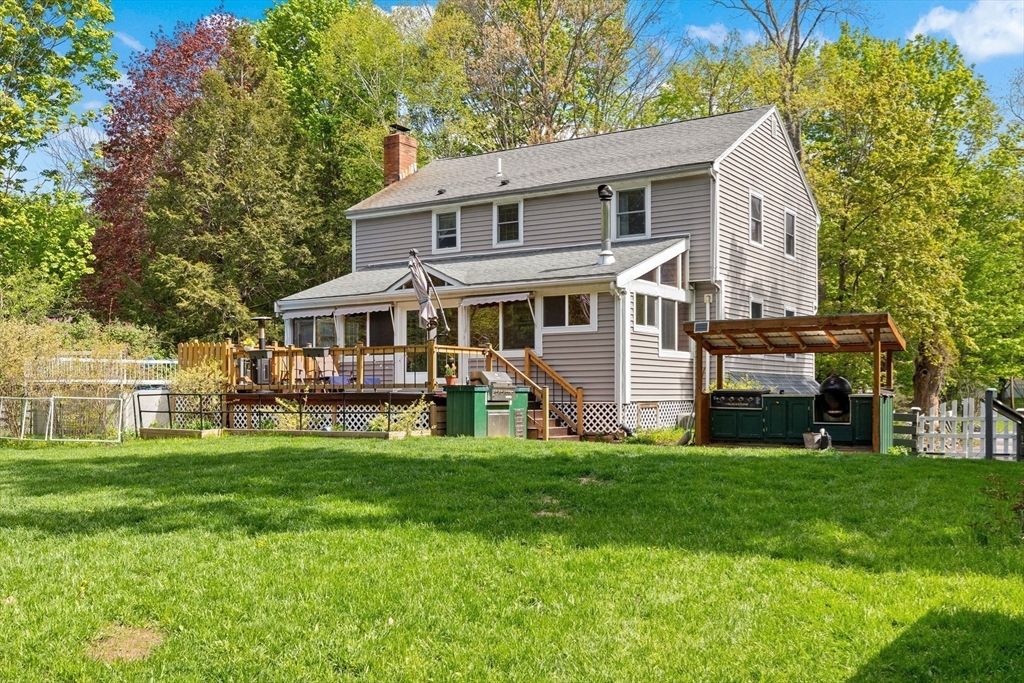7 Byfield Rd