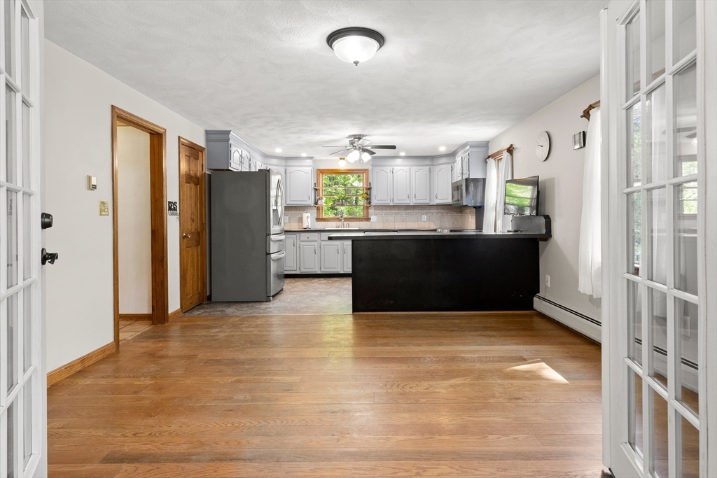 7 Byfield Rd